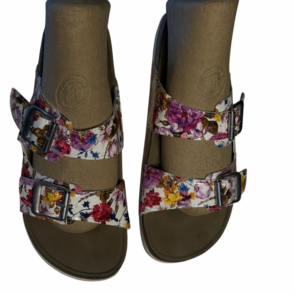 Madden NYC Flat 2 Strap Breckk Sandals